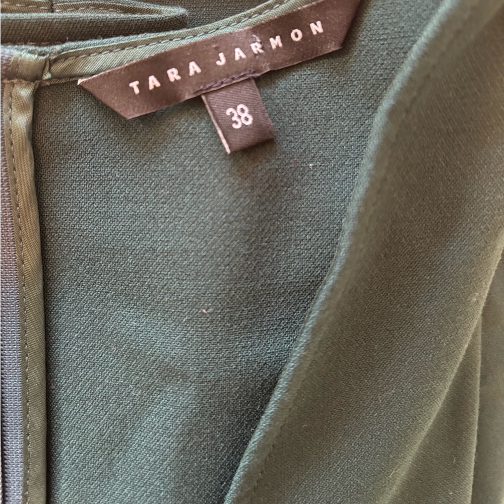 TARA JARMON Green V Neck Mini Dress - Picture 7 of 8